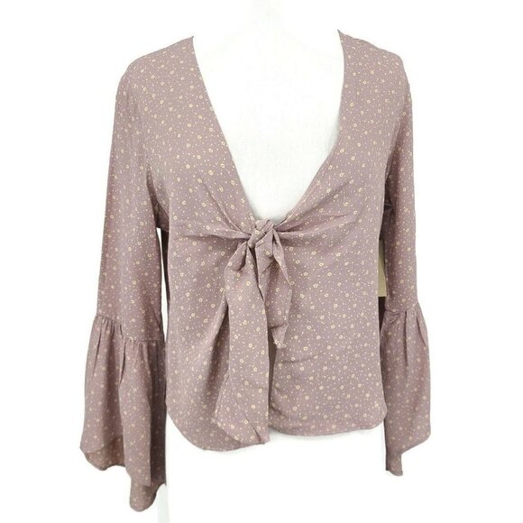 New Flynn Skye Knot Your Business Top Womens S Mauve Cluster Floral Bell Sleeves - Picture 2 of 6